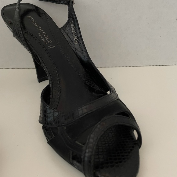 Kenneth Cole New York Black High Heels, Open Toe, Leather, Spain, Size 7.5. - Picture 4 of 7